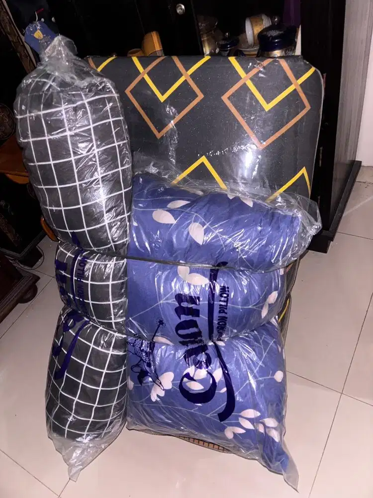 Kasur Lipat, Bantal, Guling