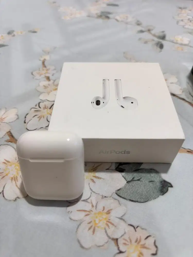 Airpods gen 2 second