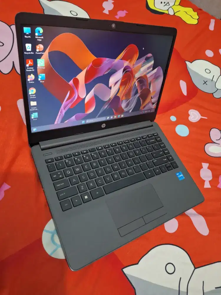 Bismillah di jual laptop hp slim core i3gen11 mulus like new