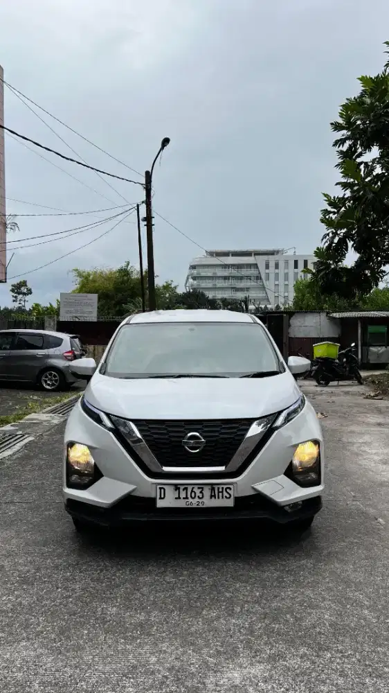 NISSAN LIVINA EL MATIC 2019