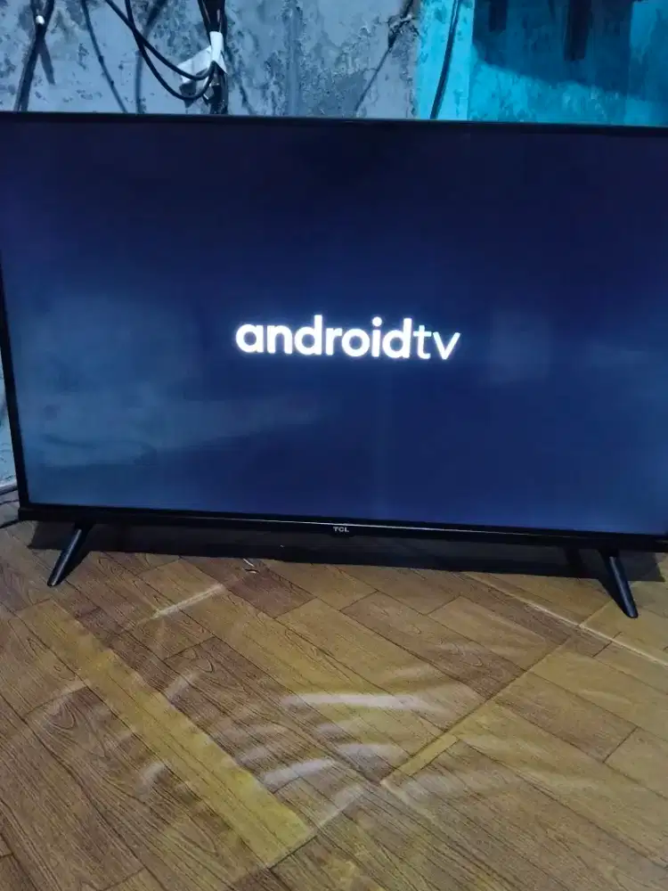 Tv android tcl 32 inch merk tcl
