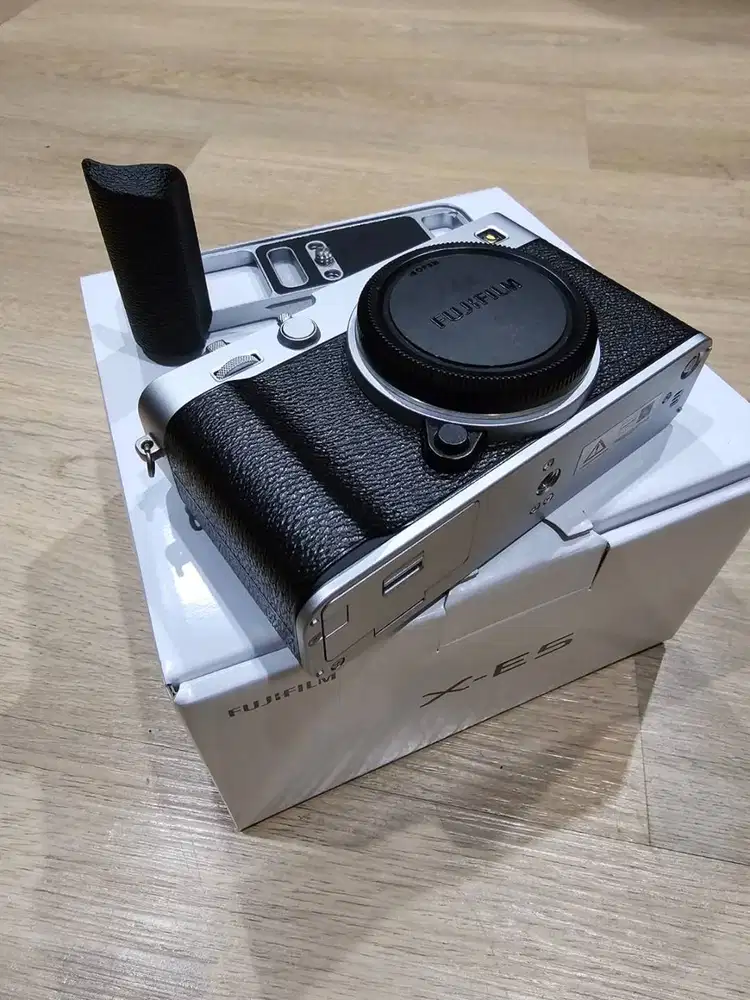 Fujifilm X-E5 Silver Body