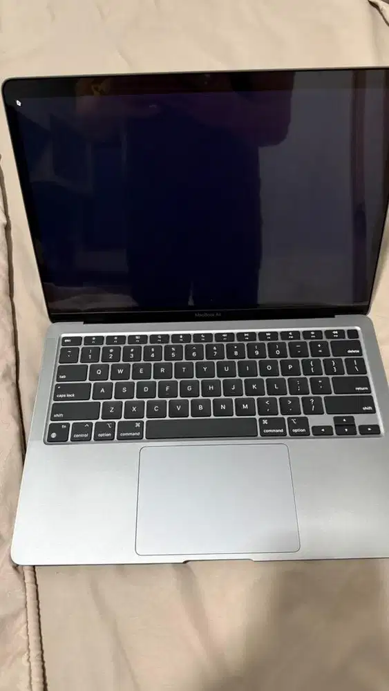 Macbook air m1 8/256Gb fullset ibox