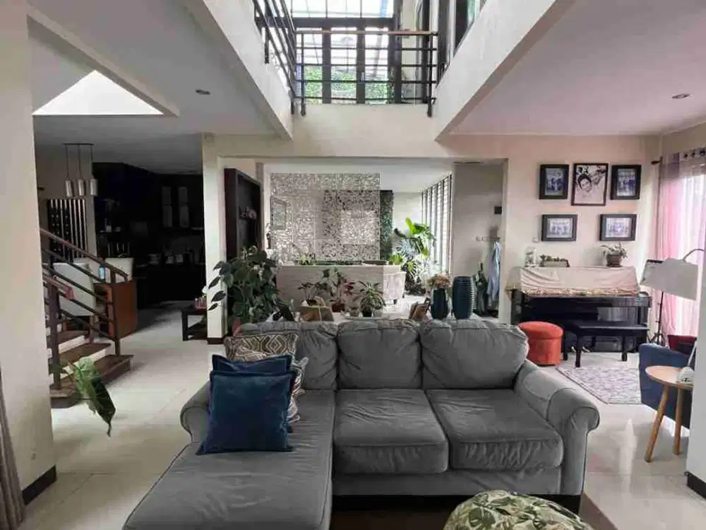 Ramah Luas Tanah 350 di Komplek Sindanglaya dekat SMPN 53 Bandung