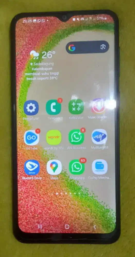 Dijual hp Samsung Galaxy A04 mulus