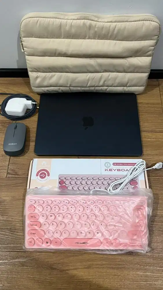 [FREE BONUS] Macbook Air M2 2022 13 8GB/256GB Midnight Dengan Box