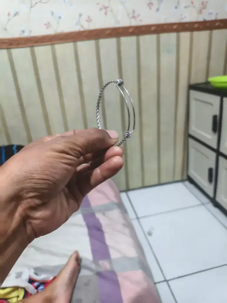 Gelang besi putih untuk anak 2 - 3 thn