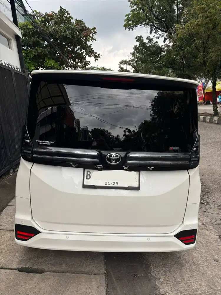 All New Toyota Voxy 2024 CVT TSS