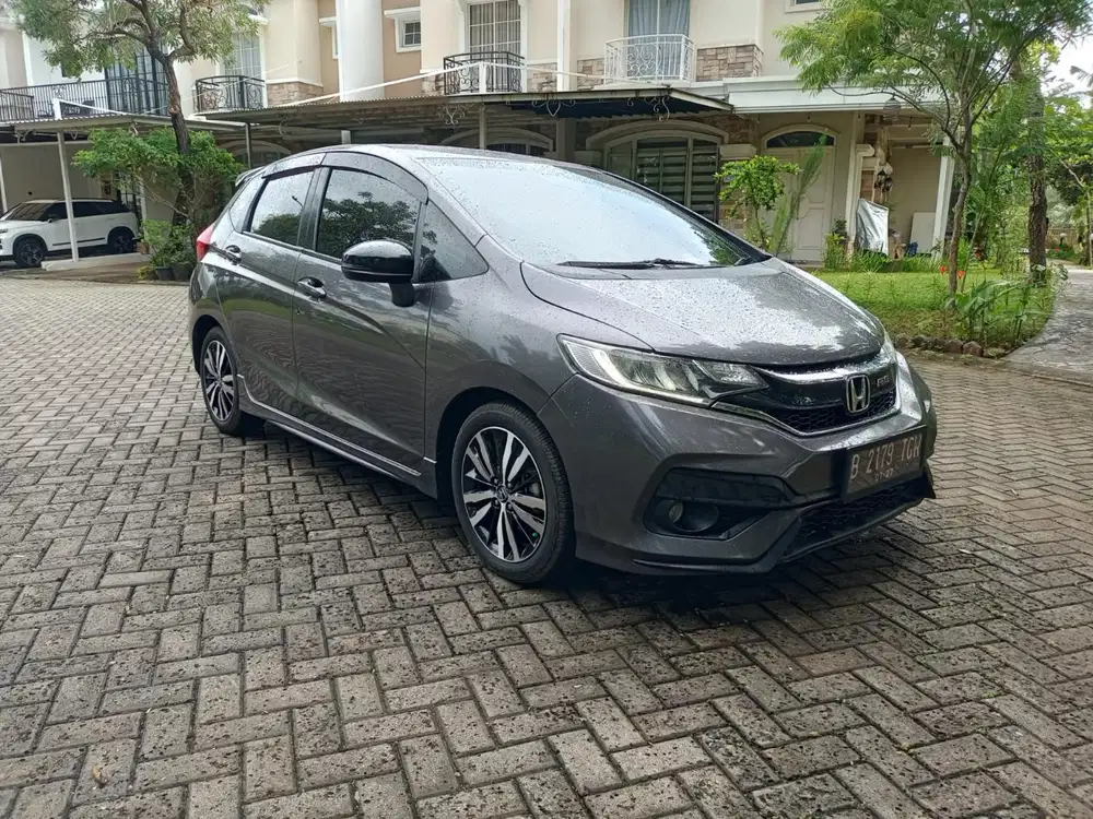 Honda Jazz RS 1.5 At 2019
Warna Abu abu
Km 96 Rb
Pajak July 2026