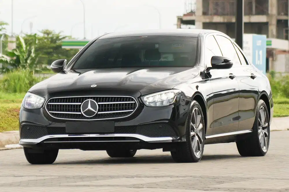 Manners Maketh Man! Mercedes Benz E200 Avantgarde Facelift 2021