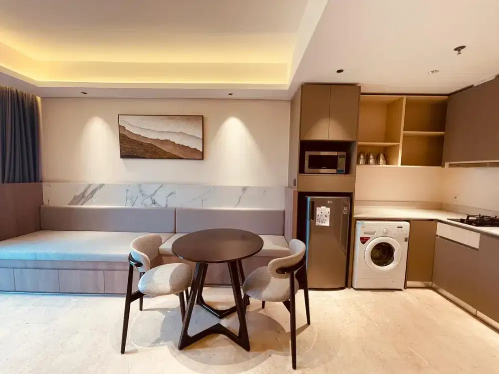 Disewakan Apartemen Gold Coast 1BR, 51m², Furnish, Mewah
