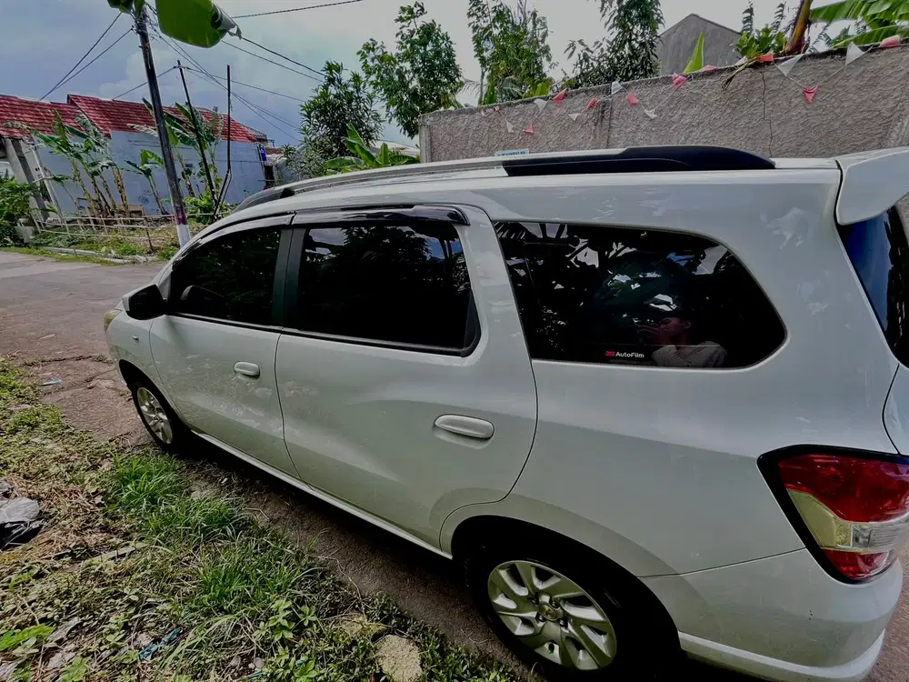 Chevrolet Spin 2013 Bensin