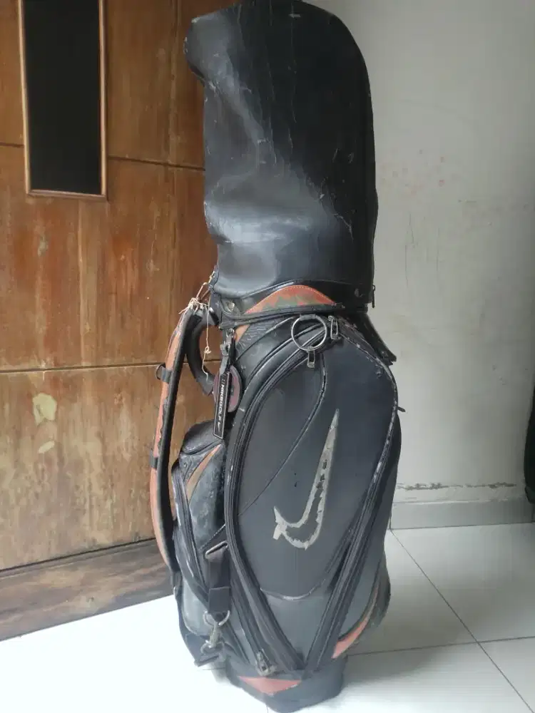 di jual stik golf 2 set...