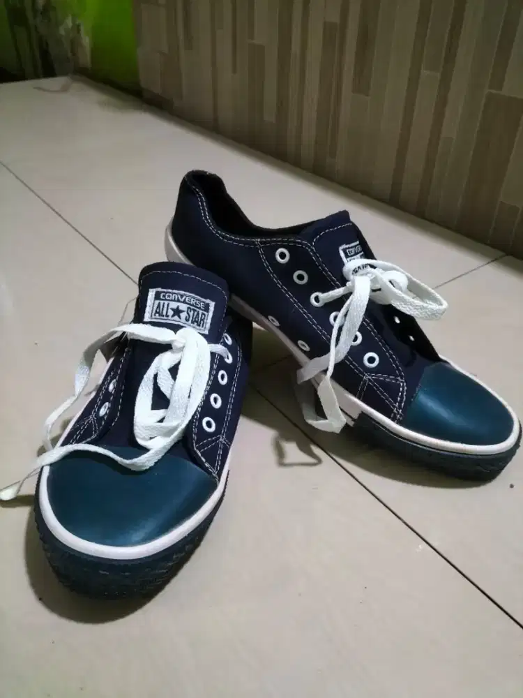 Sneaker cowok cewek