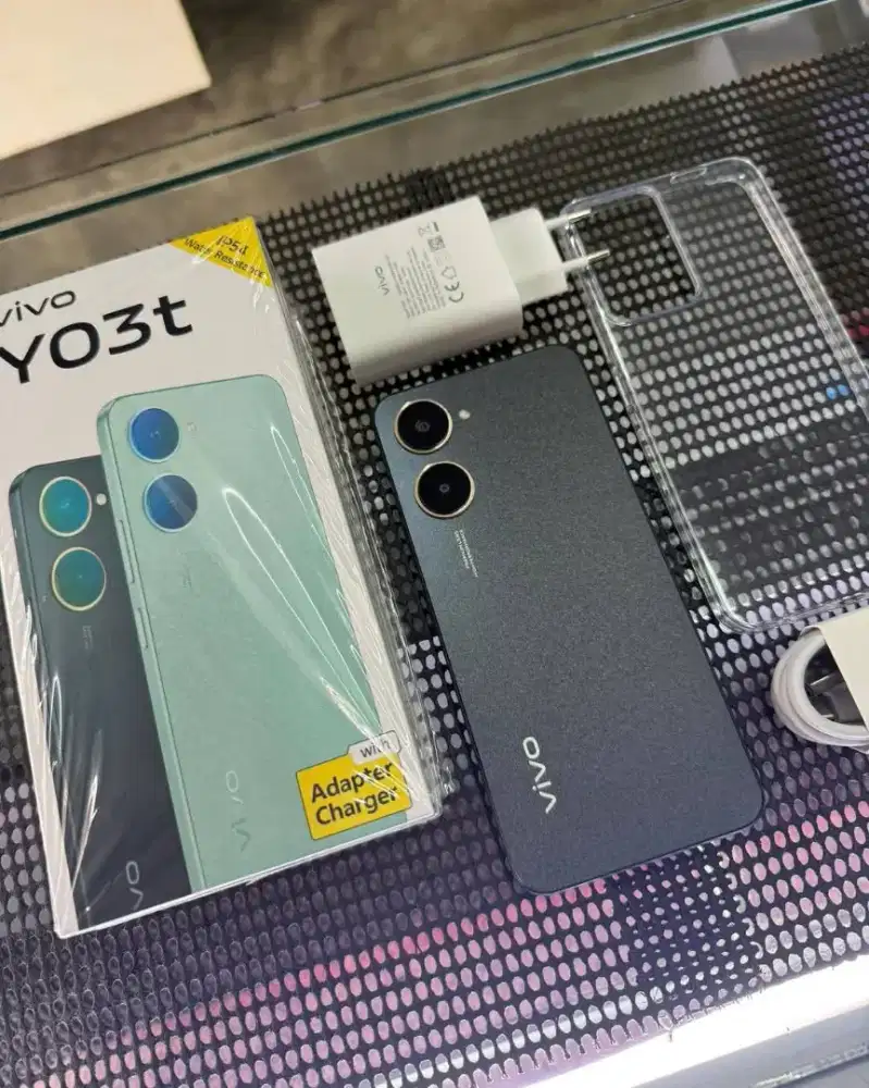 Vivo y03t pemakaian 1bulan ram 4/64 msh bergaransi