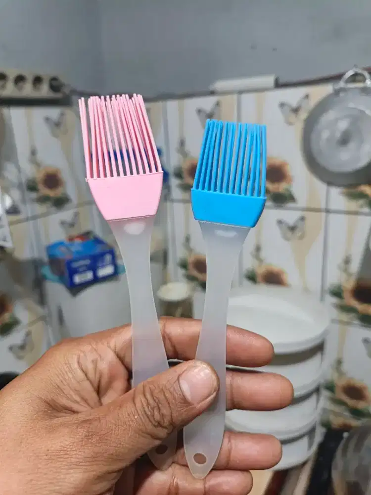Kuas untuk oles bumbu barbeqiuan
