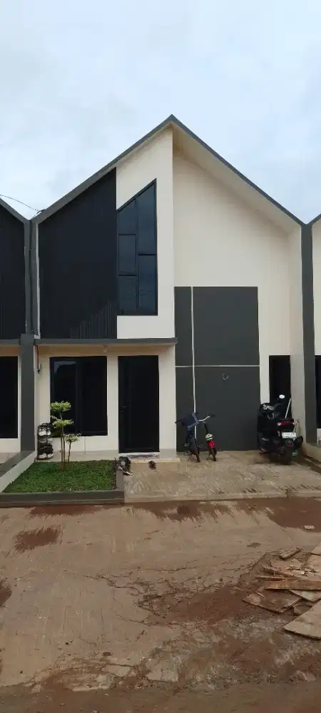 Rumah murah 100m dr angkot dekat ke stasiun bebas Banjir