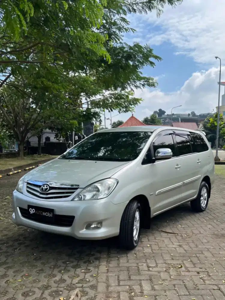 Innova G Luxury 2010 2.0Automatic Silver Mtl(H)Lowkm Simpanan Original