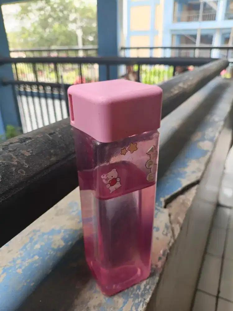 Termos minum anak warna pink