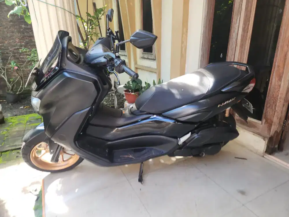 Nmax hitam doff 2022 gbm