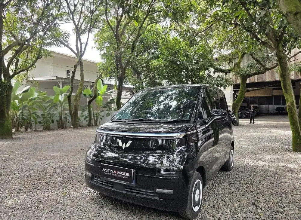 Wuling Air Ev Pro Long Range AT Matic Hitam 2025 ASTINA MOBIL No Cloud