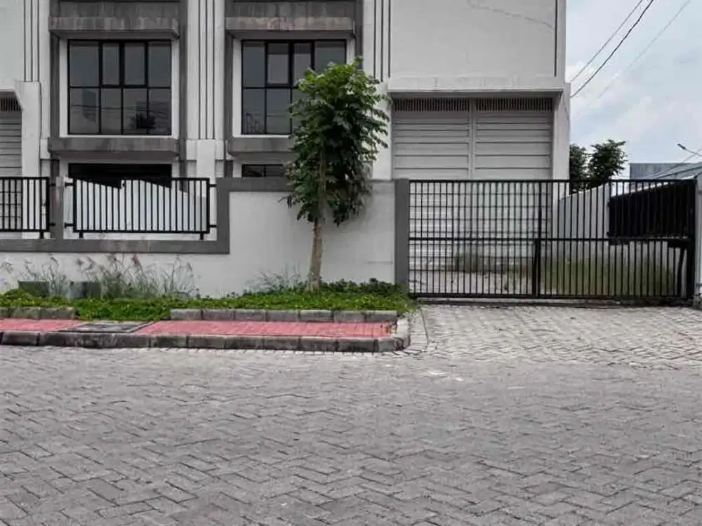 DISEWAKAN GUDANG DI KOMPLEK PERGUDANGAN SIRIE SIAP PAKAI