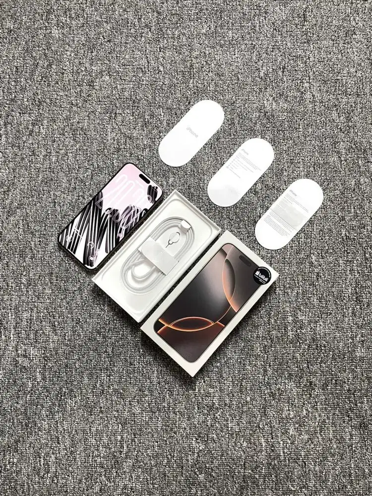 iPhone 16 Pro Max 256 GB iBox