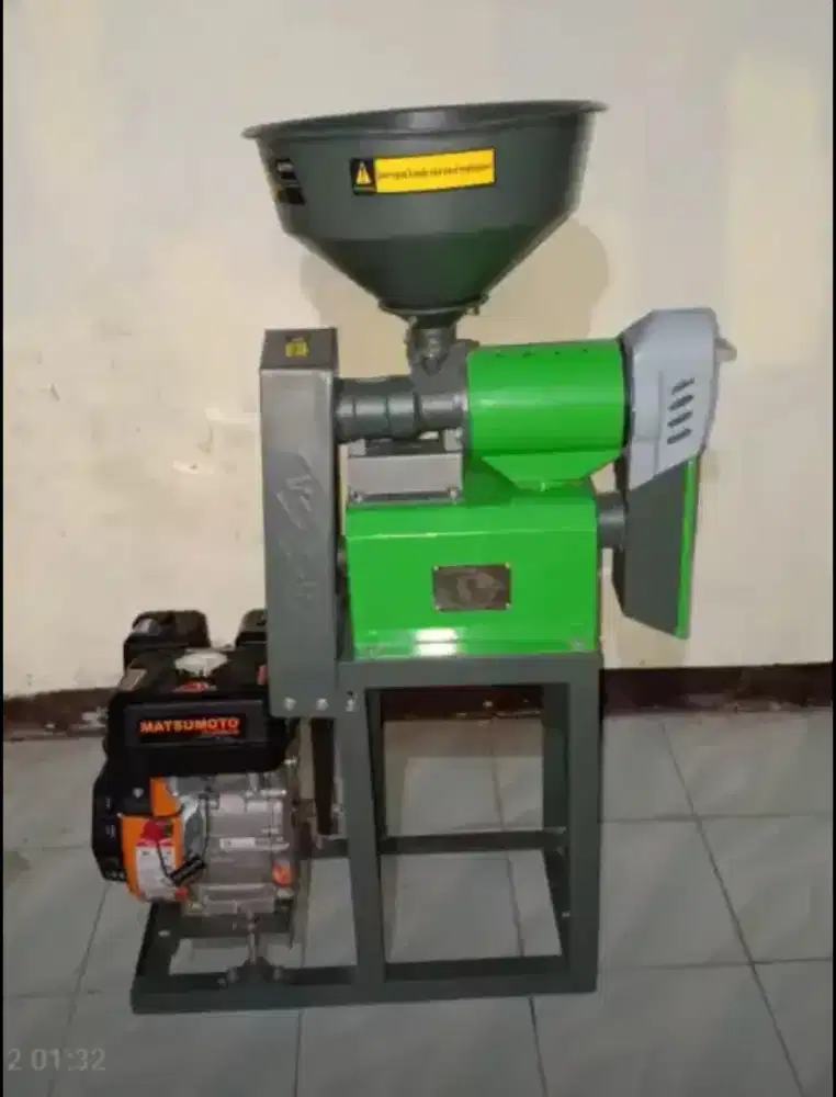 Mesin giling gabah/padi mini, bensin, normal