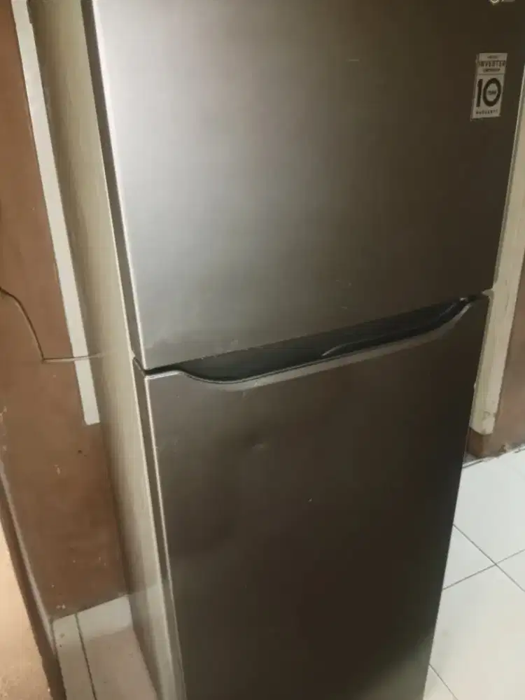 Kulkas LG inverter 2 pintu