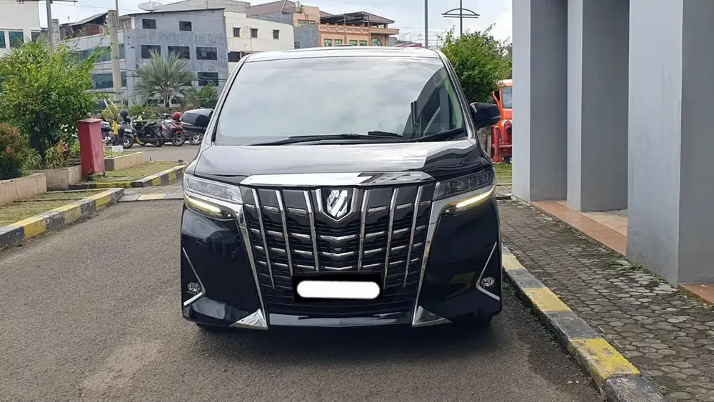 Km40rb toyota alphard g atpm 2018 hitam sunroof