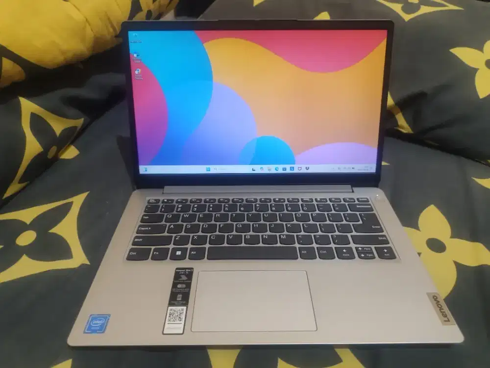 Lenovo Ideapad slim 1i segel original mulus