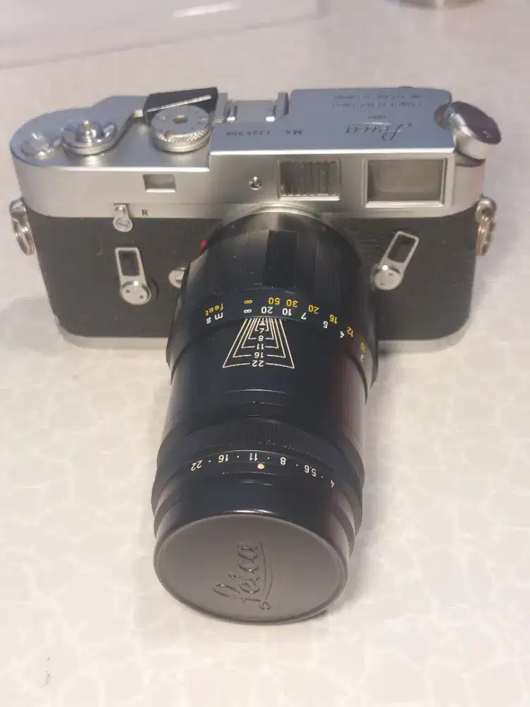 Camera manual/analog
LEICA M4 1225 908
GERMANY