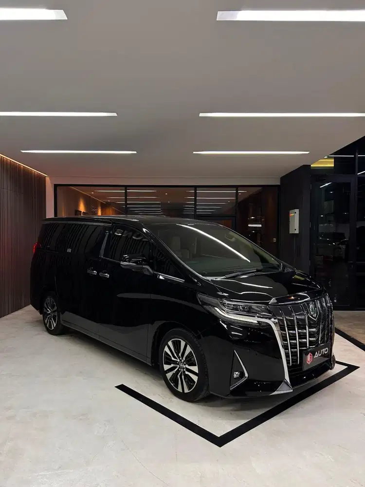 Toyota Alphard 2.5 G ATPM 2020 Hitam Km14rb Nik 2019 B2275PKM