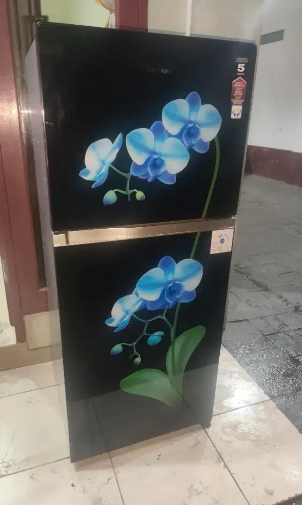 KULKAS POLYTRON 2 PINTU