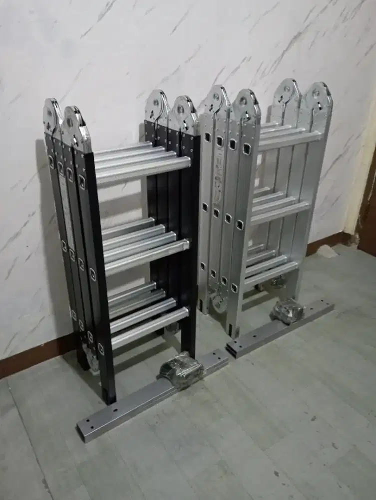 Tangga Lipat Multifungsi 3.8M