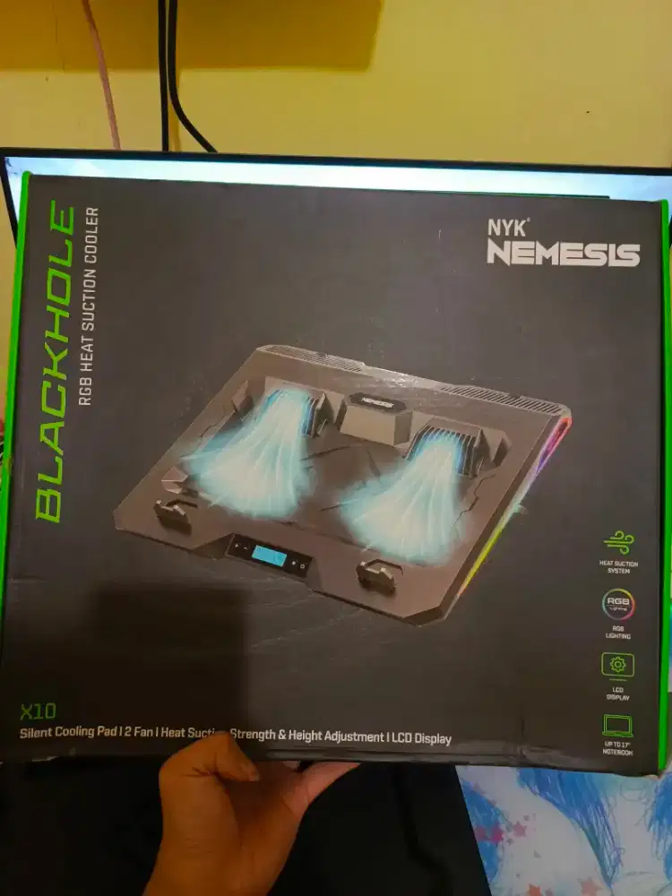 Cooler Laptop NYK BLACKHOLE X10