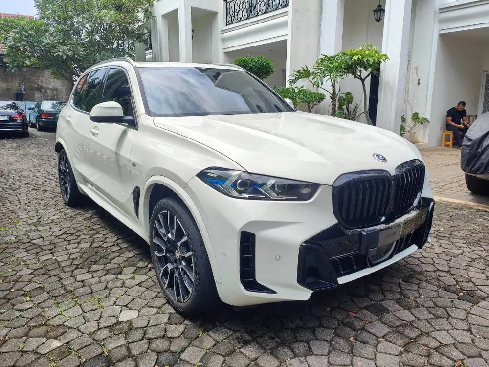 BMW X5 (NIK 2024)