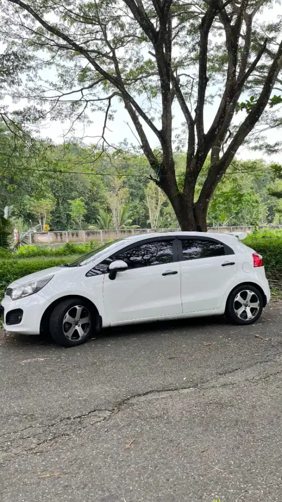 Dijual KIA Rio Manual