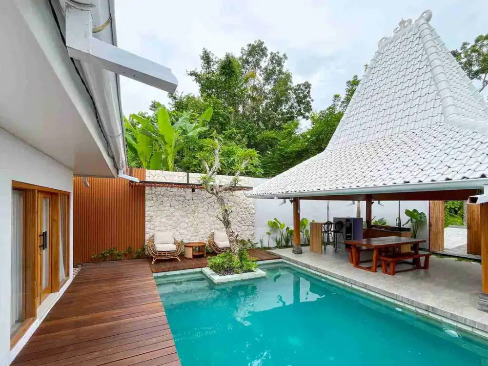 DIJUAL VILLA MEWAH EXCLUSIVE PRIVATE POOL AREA ARGOMULYO SEDAYU BANTUL