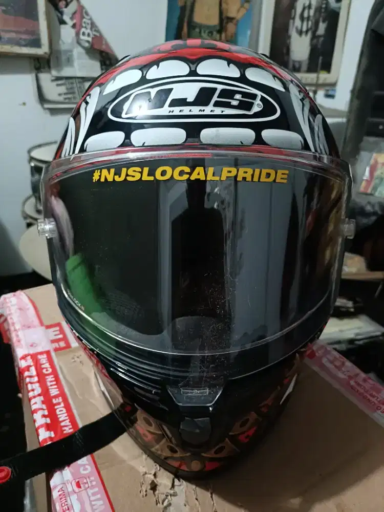 Helm fullface njs zx1r barong (1jt nego tipis)