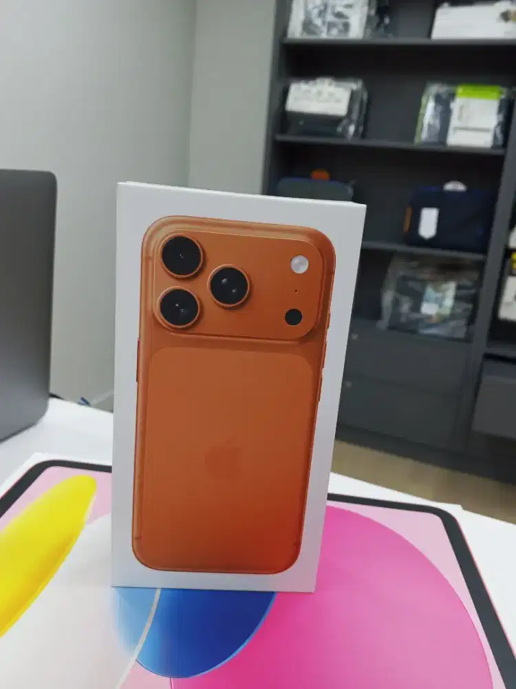 Kredit iPhone 17 garansi iBox