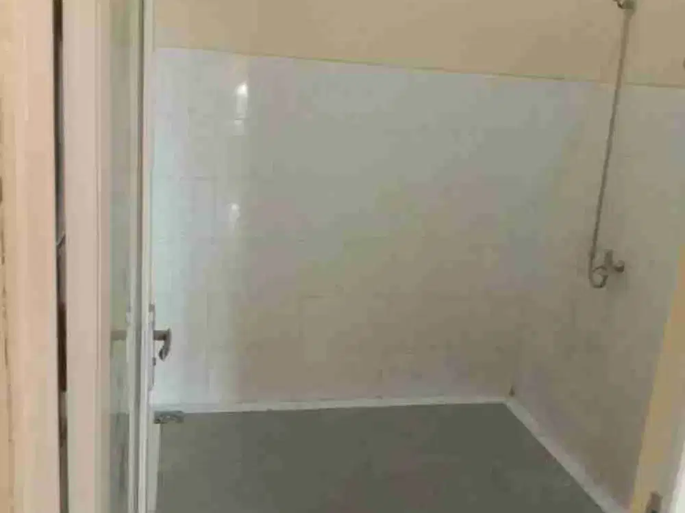 Rumah Siap Huni di Perumahan Cluster Dekat Kawasan Bsb City