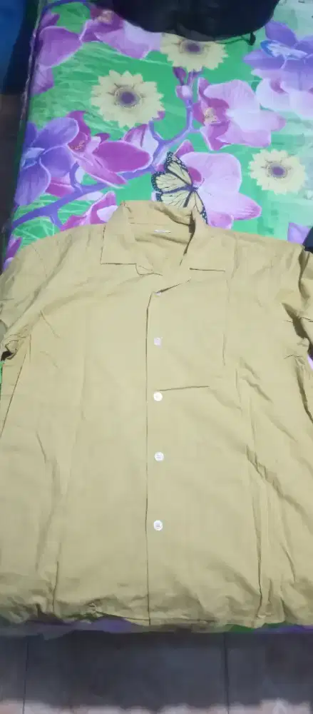 Di jual aja dari pada simpen