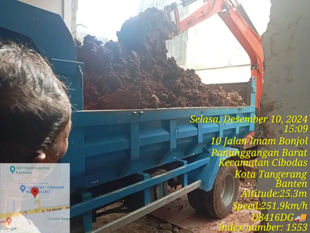 Urugan puing murni tanah campur