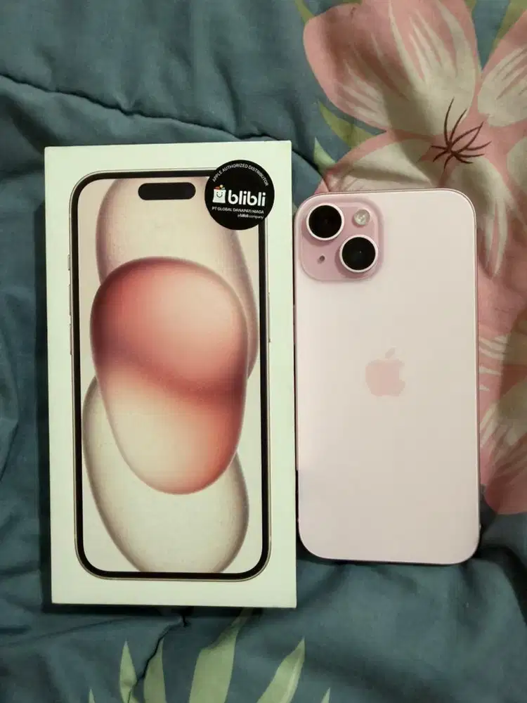 Iphone 15 128 PINK. Like new