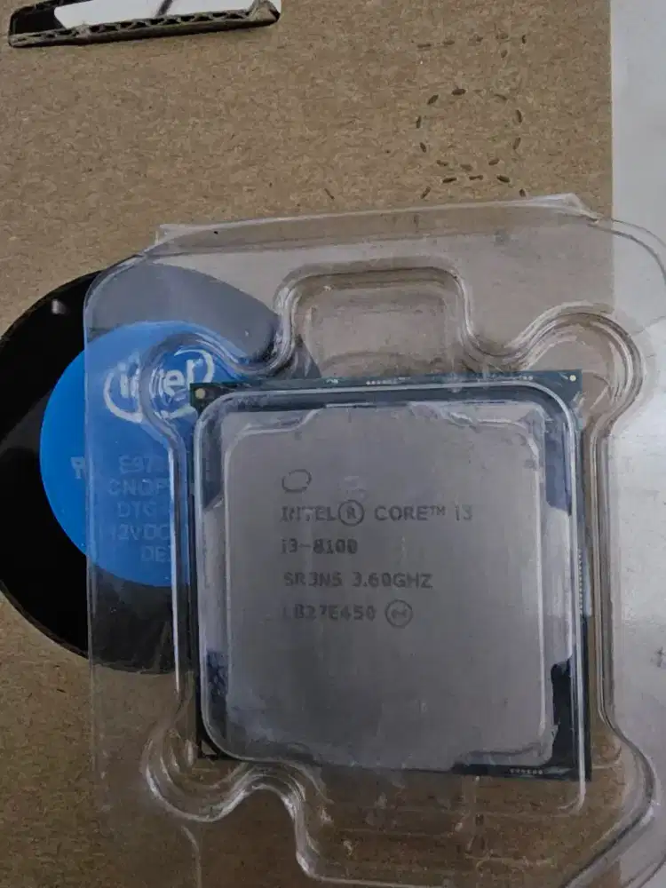 Processor Intel i3 8100