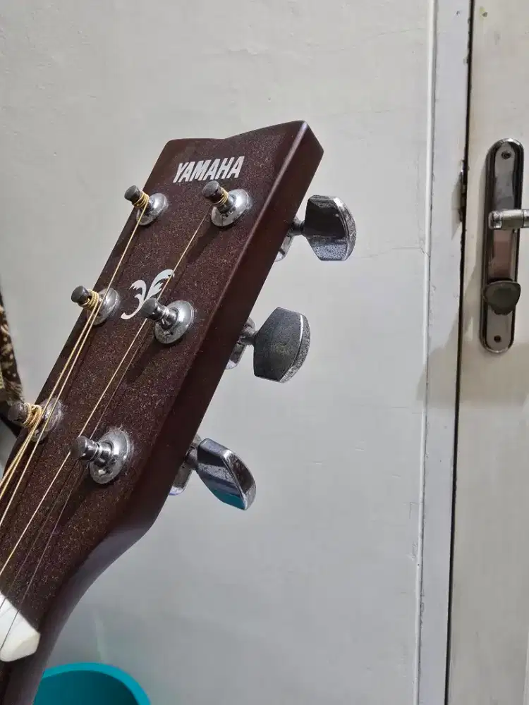 Yamaha FX 310 Akustik Elektrik