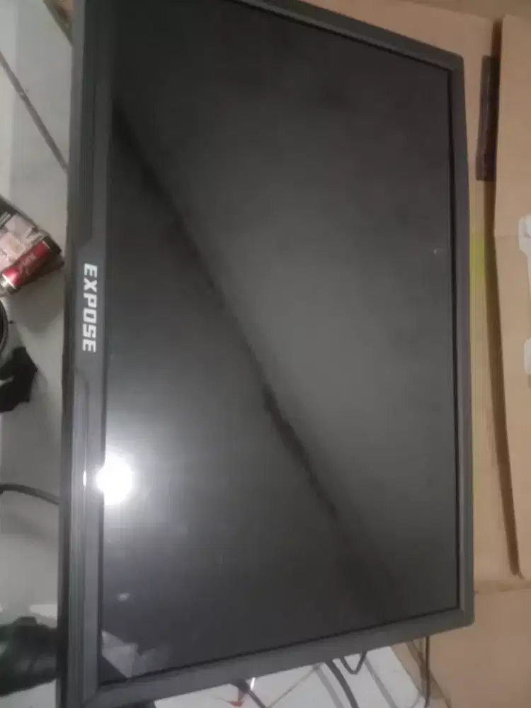 Monitor expose 17.19dan 24$