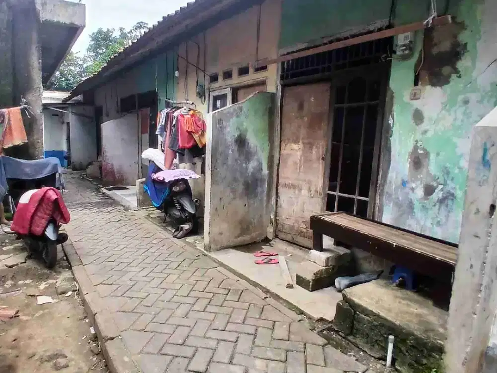 DIJUAL KONTRAKAN 4 PINTU