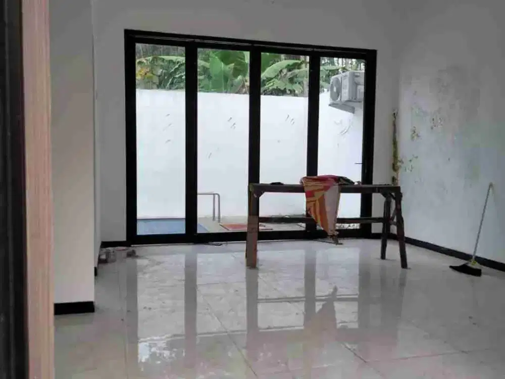 SIAP HUNI ada kolam renang pribadi bonus AC 5,Spring Bed 2 ,Sofa Bed 1